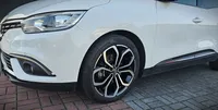 Renault-Grand Scenic
