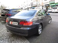 BMW-320