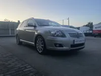 Toyota-Avensis