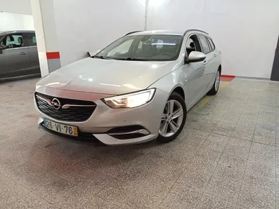 Opel-Insignia
