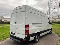 Mercedes-Benz-Sprinter detalhes 2