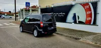 Ford-Tourneo Courier detalhes 1