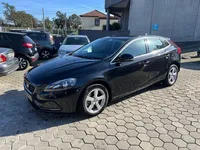 Volvo-V40 detalhes 1