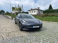 Tesla-Model 3 detalhes 1