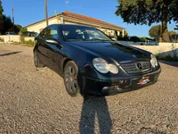 Mercedes-Benz-C 220 detalhes 2