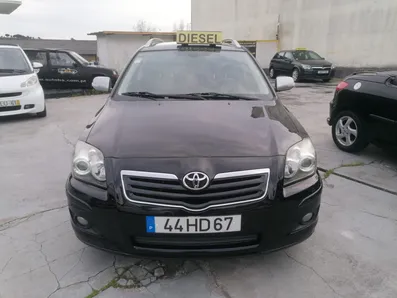 Toyota-Avensis