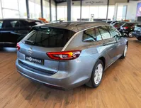 Opel-Insignia Sports Tourer detalhes 1