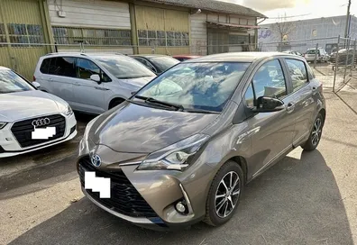 Toyota-Yaris Verso