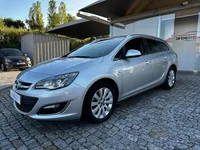 Opel-Astra Sports Tourer Imagem Principal