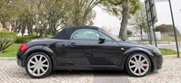 Audi-TT Roadster