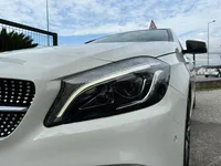 Mercedes-Benz-A 180 detalhes 1