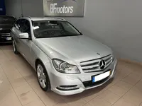 Mercedes-Benz-C 250 detalhes 1