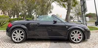 Audi-TT Roadster