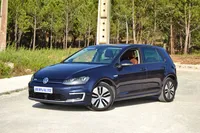 Volkswagen-e-Golf detalhes 1