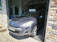 Peugeot-4007 detalhes 1