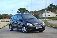 Mercedes-Benz-B 180 Imagem Principal