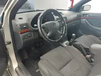 Toyota-Avensis