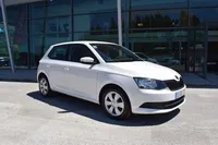 Skoda-Fabia Imagem Principal