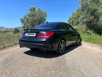 Mercedes-Benz-CLA 200