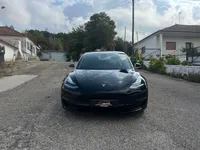 Tesla-Model 3 detalhes 1