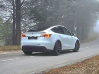 Tesla-Model Y detalhes 1