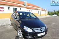 Mercedes-Benz-B 180 detalhes 1