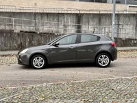 Alfa Romeo-Giulietta detalhes 2