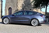 Tesla-Model 3