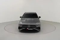 Mercedes-Benz-A 200 detalhes 1