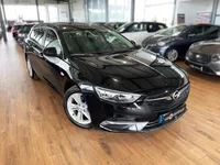 Opel-Insignia Sports Tourer detalhes 2