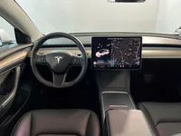 Tesla-Model 3 detalhes 1