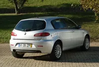 Alfa Romeo-147 detalhes 1