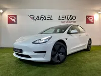 Tesla-Model 3 Imagem Principal