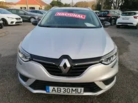 Renault-Megane Sport Tourer detalhes 2