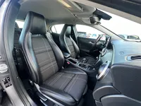 Mercedes-Benz-GLA 180 detalhes 2